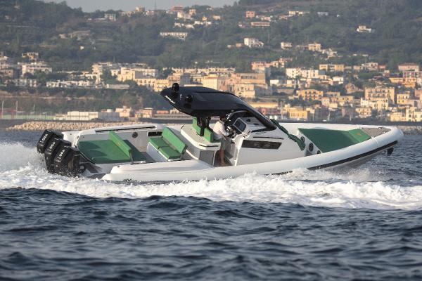 2026 Panamera Yacht PY 110 veloce