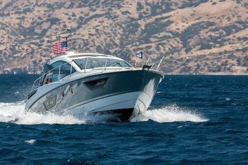 2016 Beneteau Gran Turismo 40