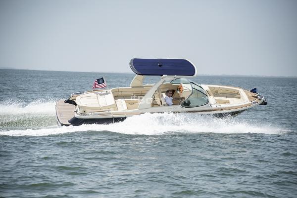 2022 Chris-Craft Launch 25 GT