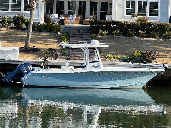 Sea Hunt Ultra 275 SE
