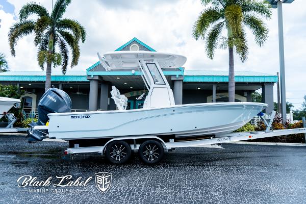 2024 Sea Fox 231 Bay Fox Center Console