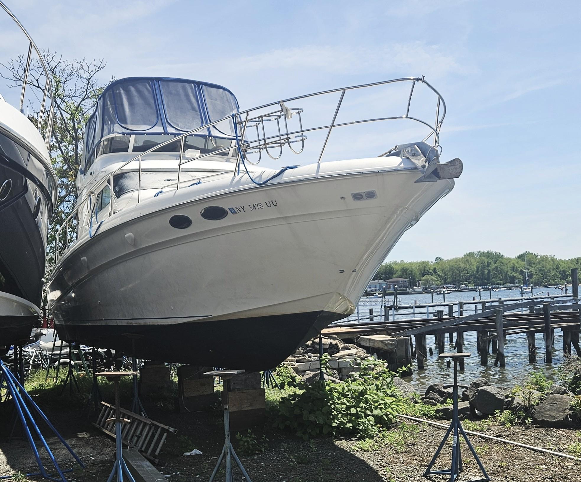 2000 Sea Ray 400 Sedan Bridge
