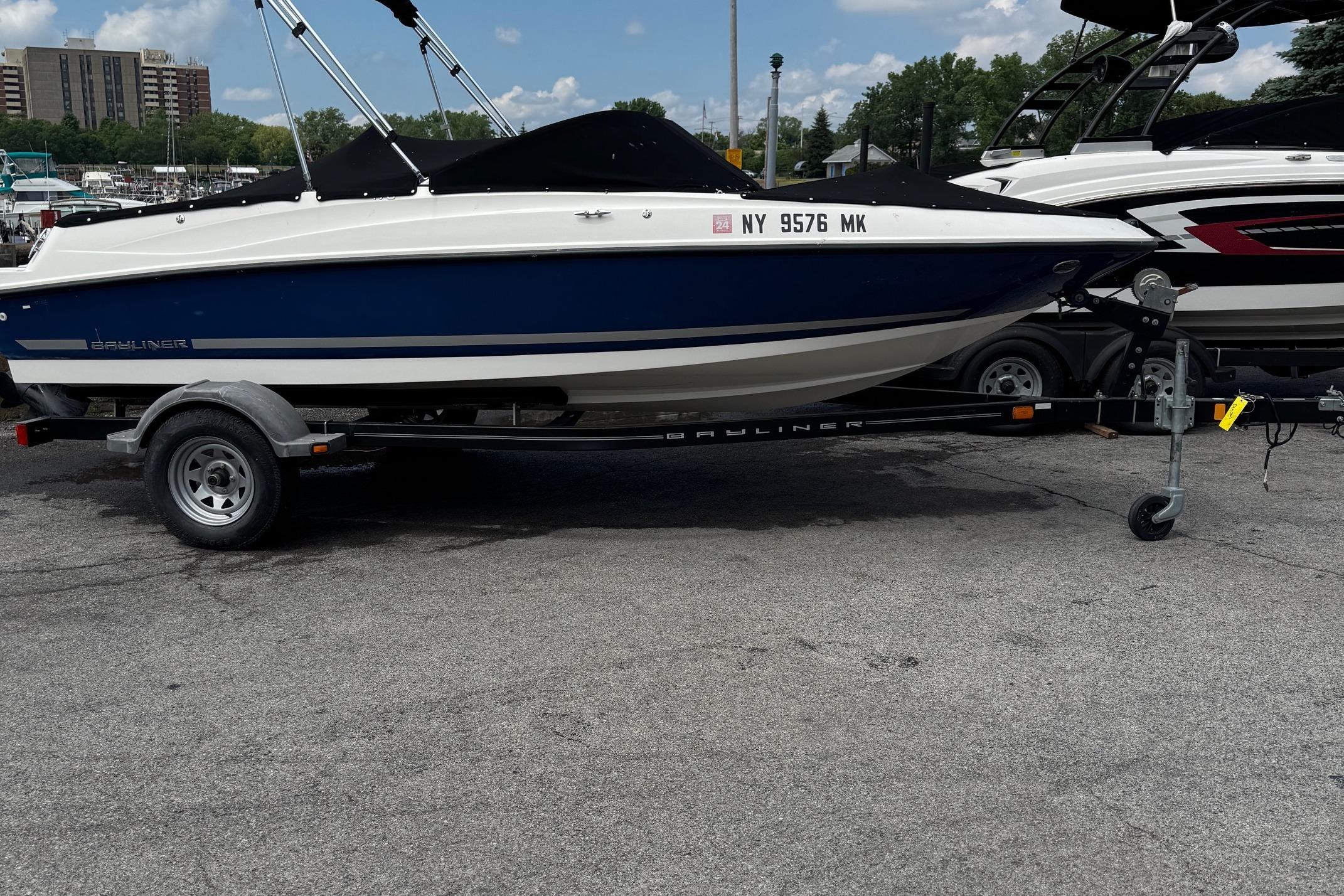 2015 Bayliner 175 Bowrider