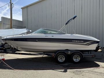 2005 Crownline 210 LX