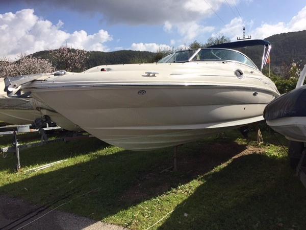 Sea Ray 240 Sundeck Sea Ray 240SD