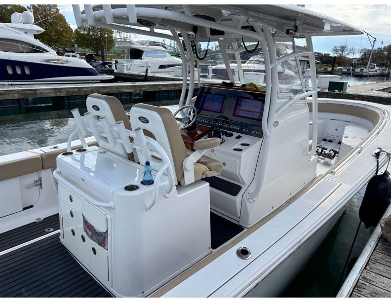 2016 Sportsman Open 312 Center Console