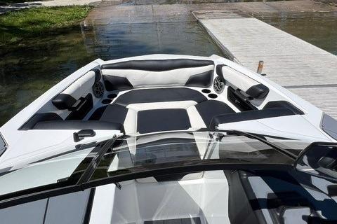 2023 Axis A20
