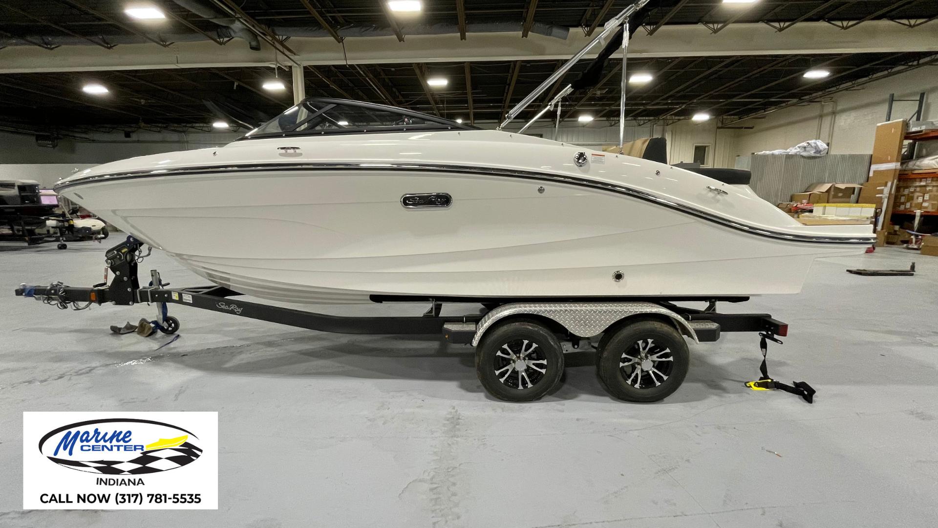 2025 Sea Ray SPX 210
