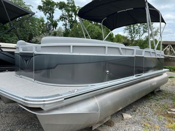 2026 Tahoe Pontoon 2180
