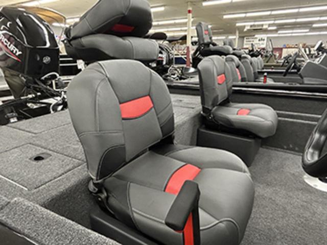 Tracker Pro Team 175 Crappie Edition