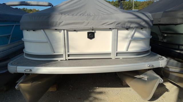 Godfrey Marine Sweetwater 2286 CSE