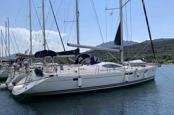 Jeanneau Sun Odyssey 54 DS Jeanneau Sun Odyssey - Starboard View