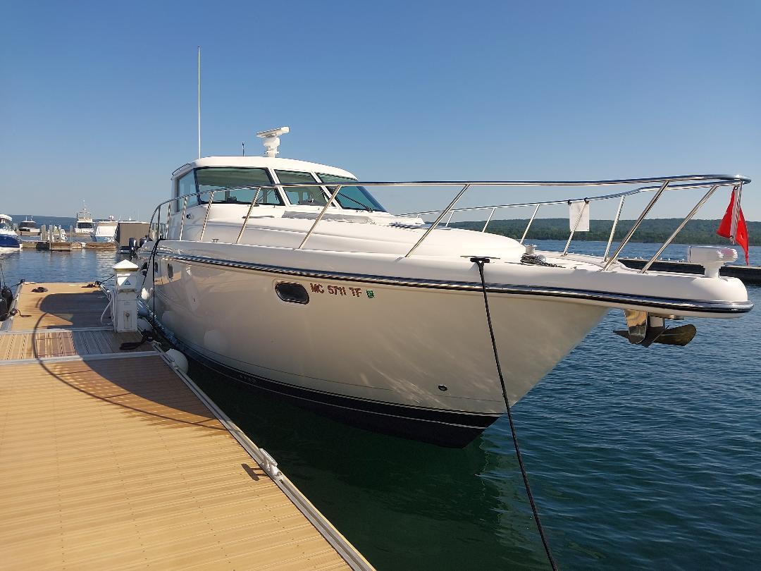 2003 Tiara Yachts 4400 Sovran