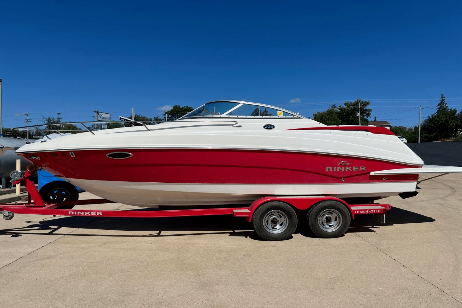 2006 Rinker Atlantic 230