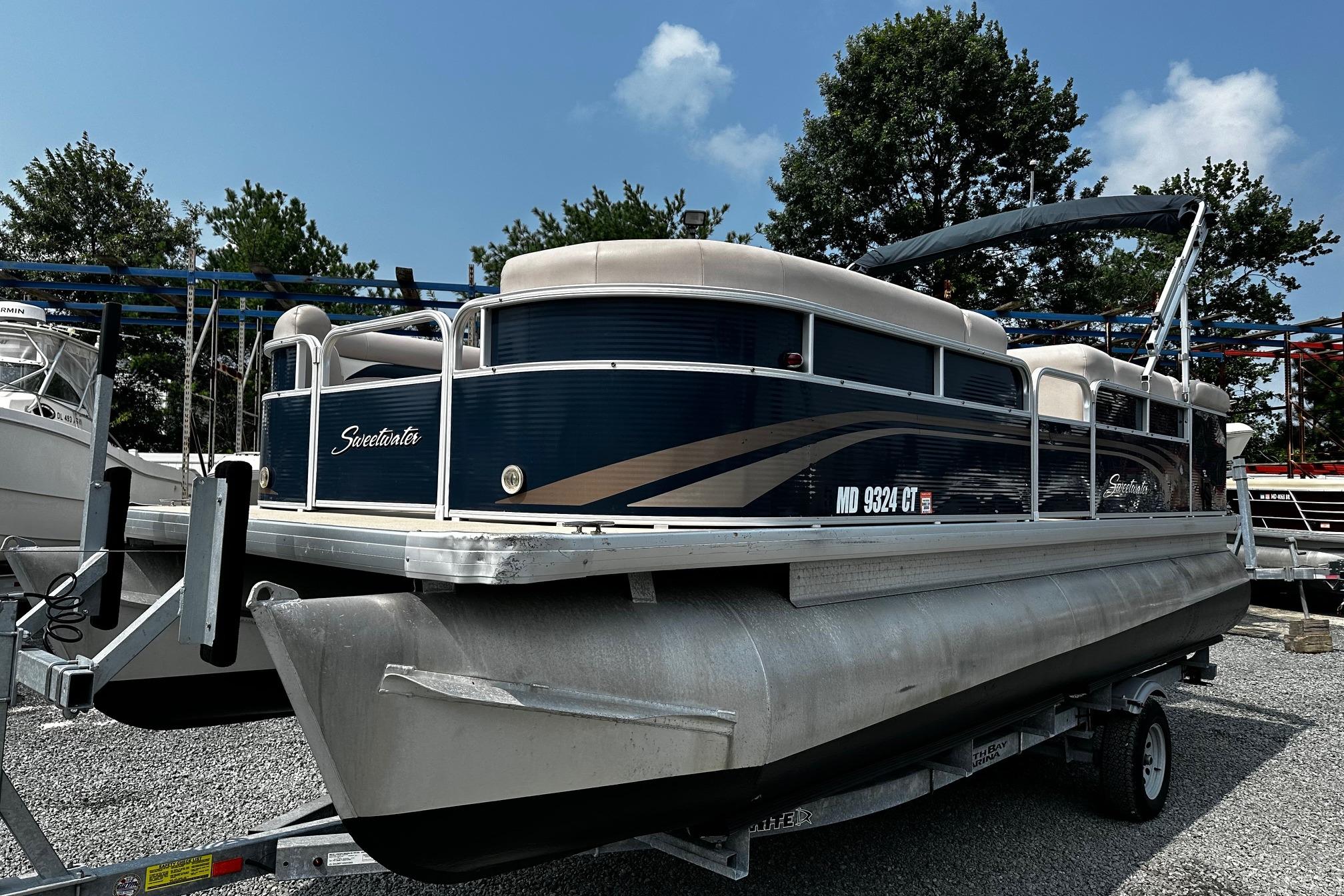 2014 Godfrey Sweetwater 2286 Pontoon