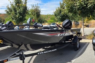 2026 Tracker Super Guide V-16 T