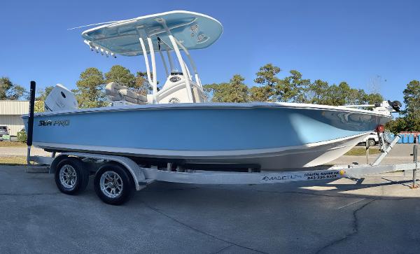 2023 Sea Pro 228 Bay