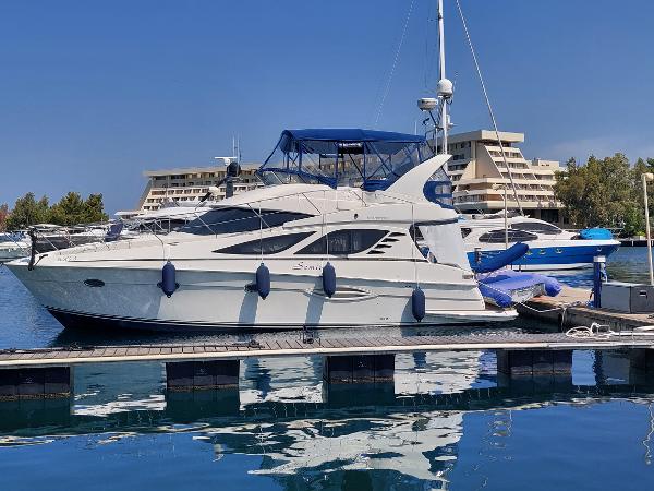 Silverton 38 Sport Bridge
