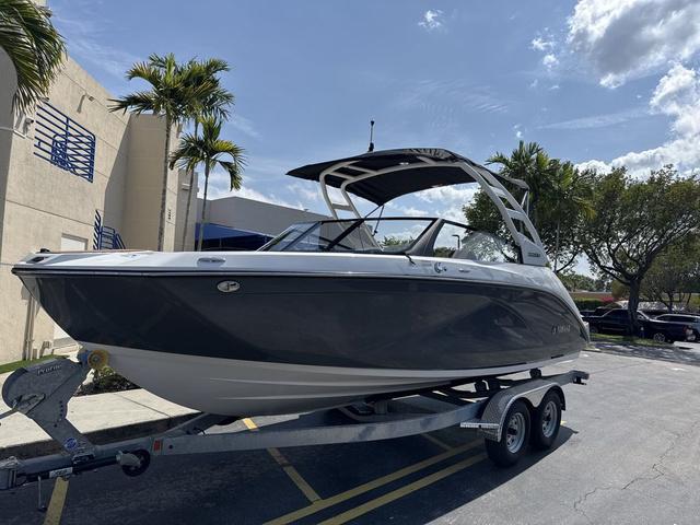 Yamaha Boats 222SD