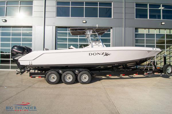 2005 Donzi 32 ZF