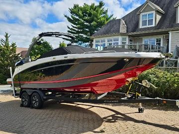 2023 Four Winns HD8 OB