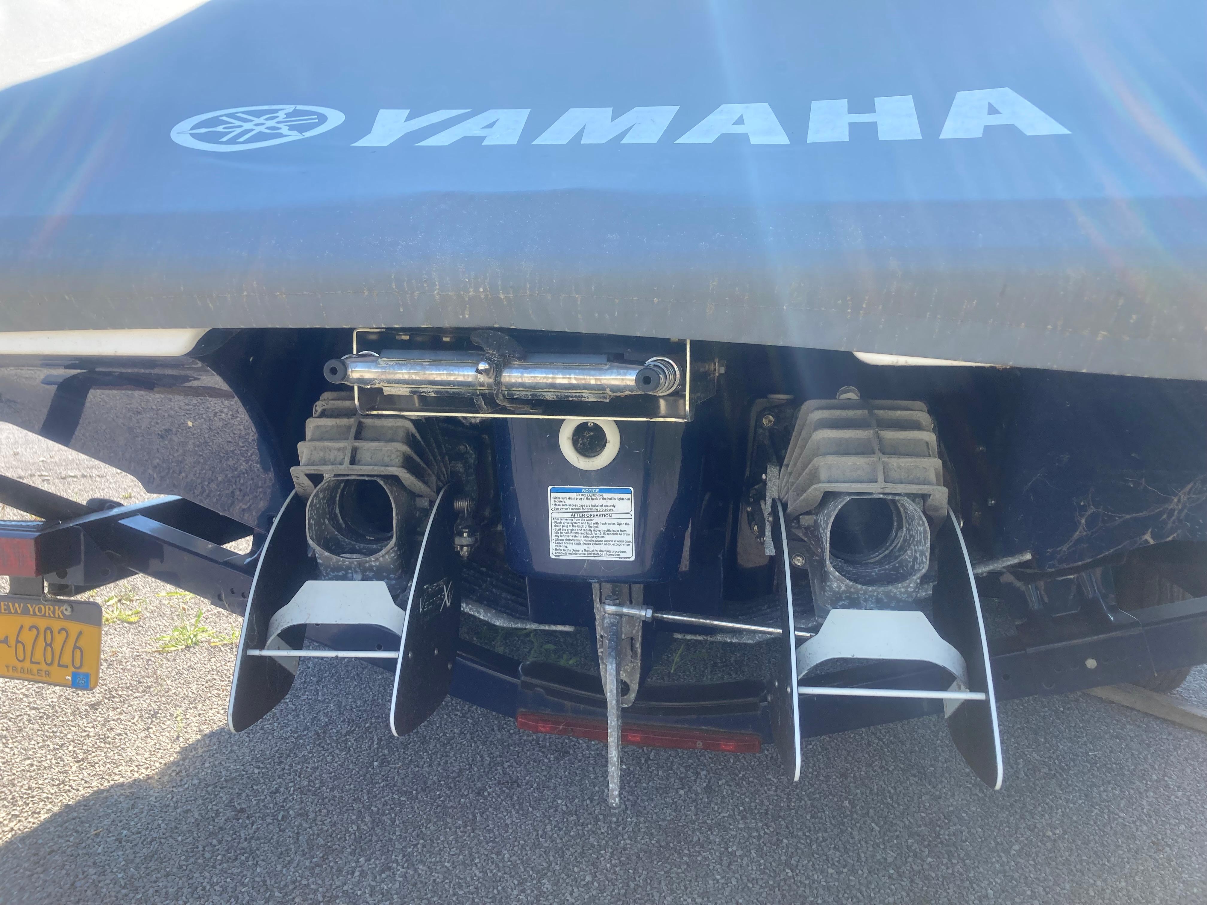 2017 Yamaha Boats 242 Limited S E-Series