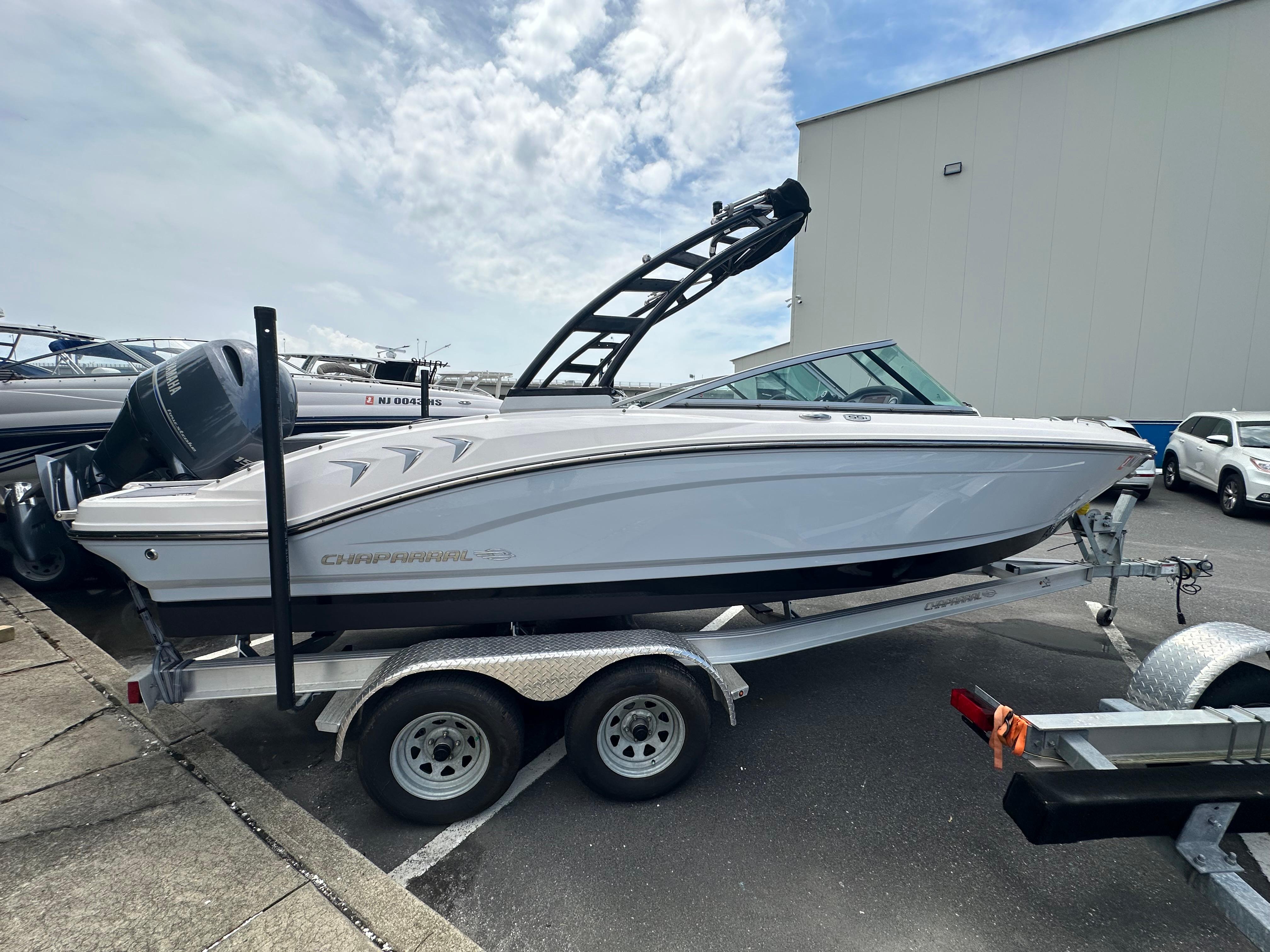 2023 Chaparral 21 SSi OB