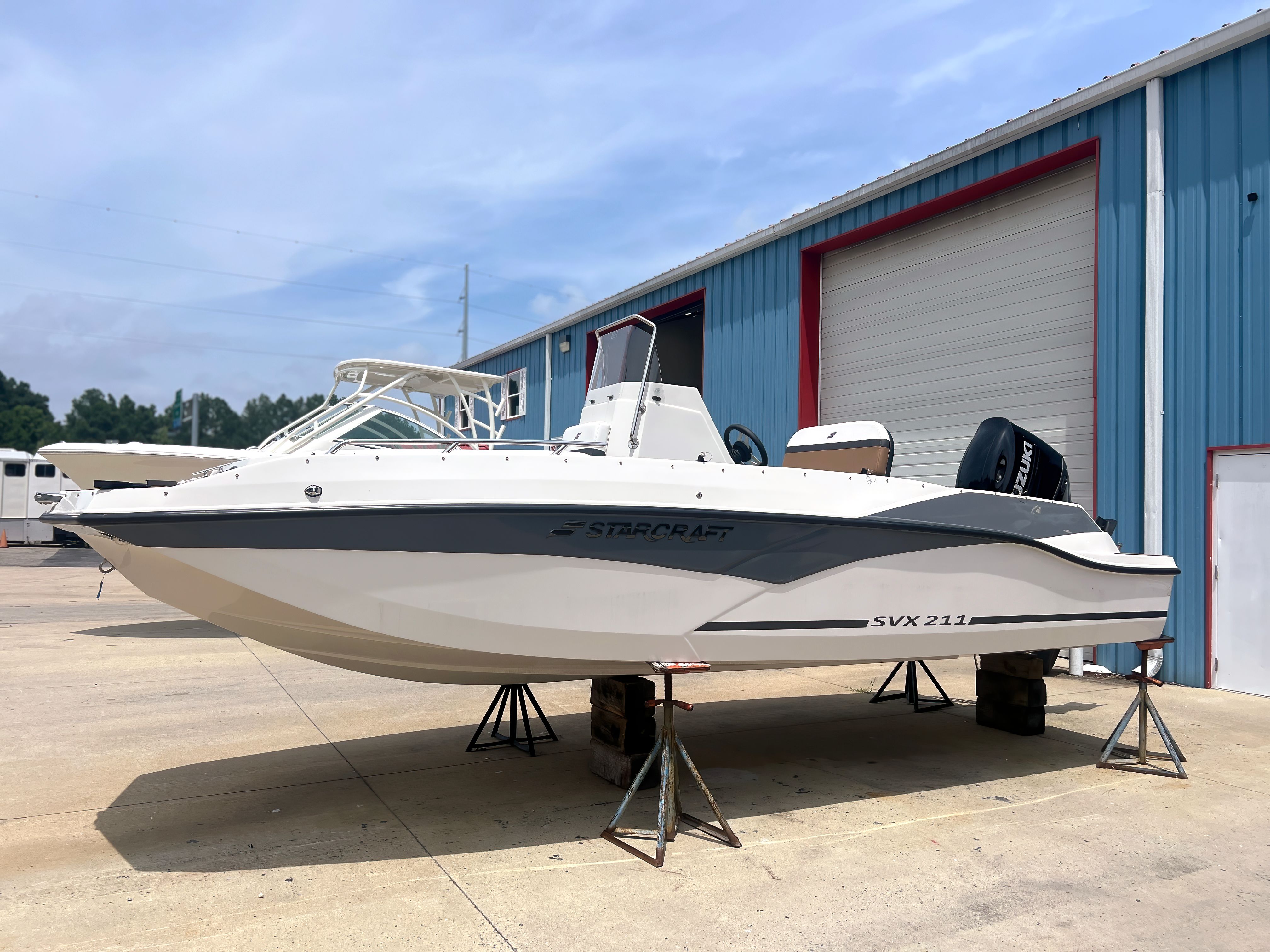 2024 Starcraft SVX 211 OB CC