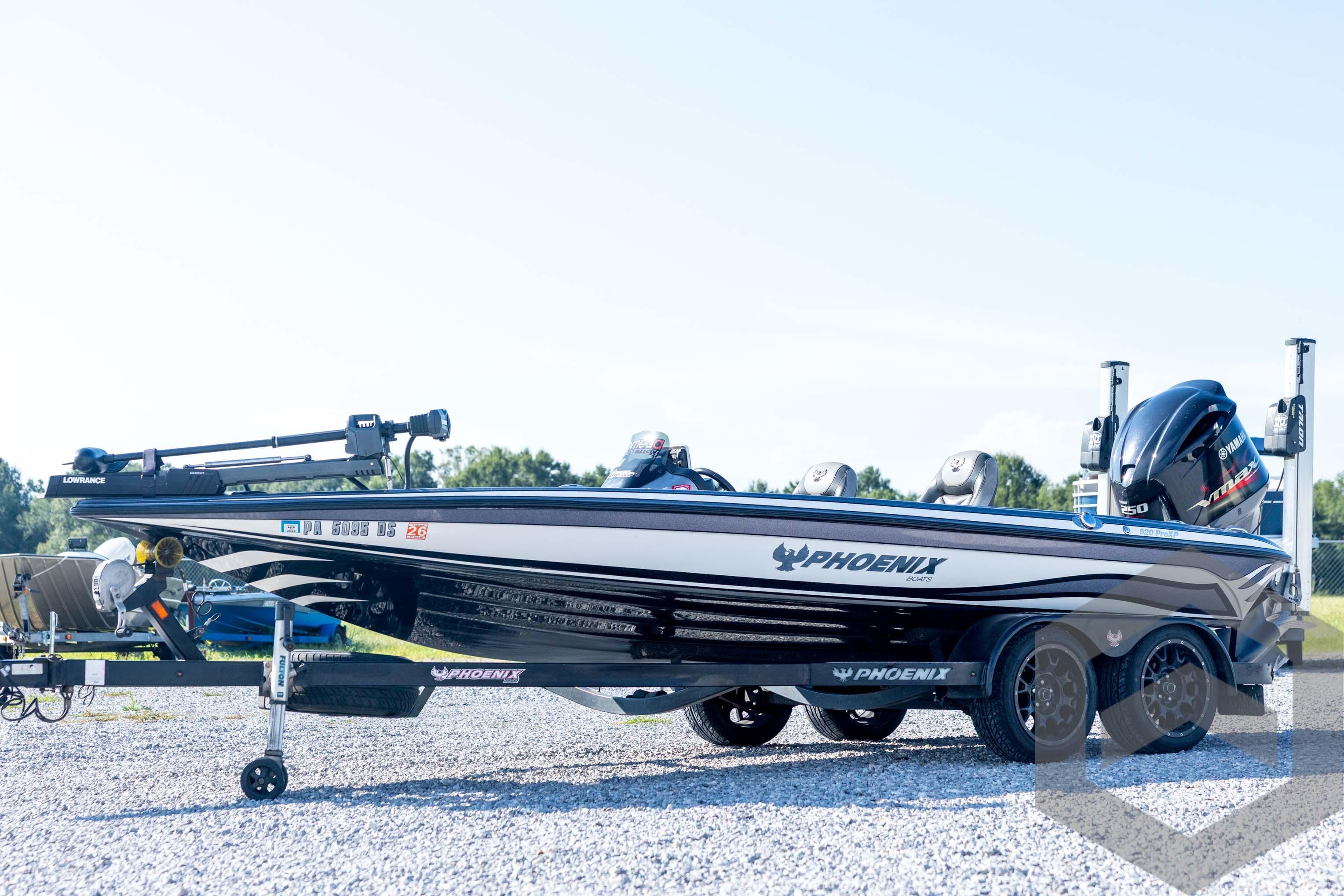2016 Phoenix 920 ProXP