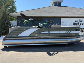 2026 Bentley Pontoons Elite 220 Admiral