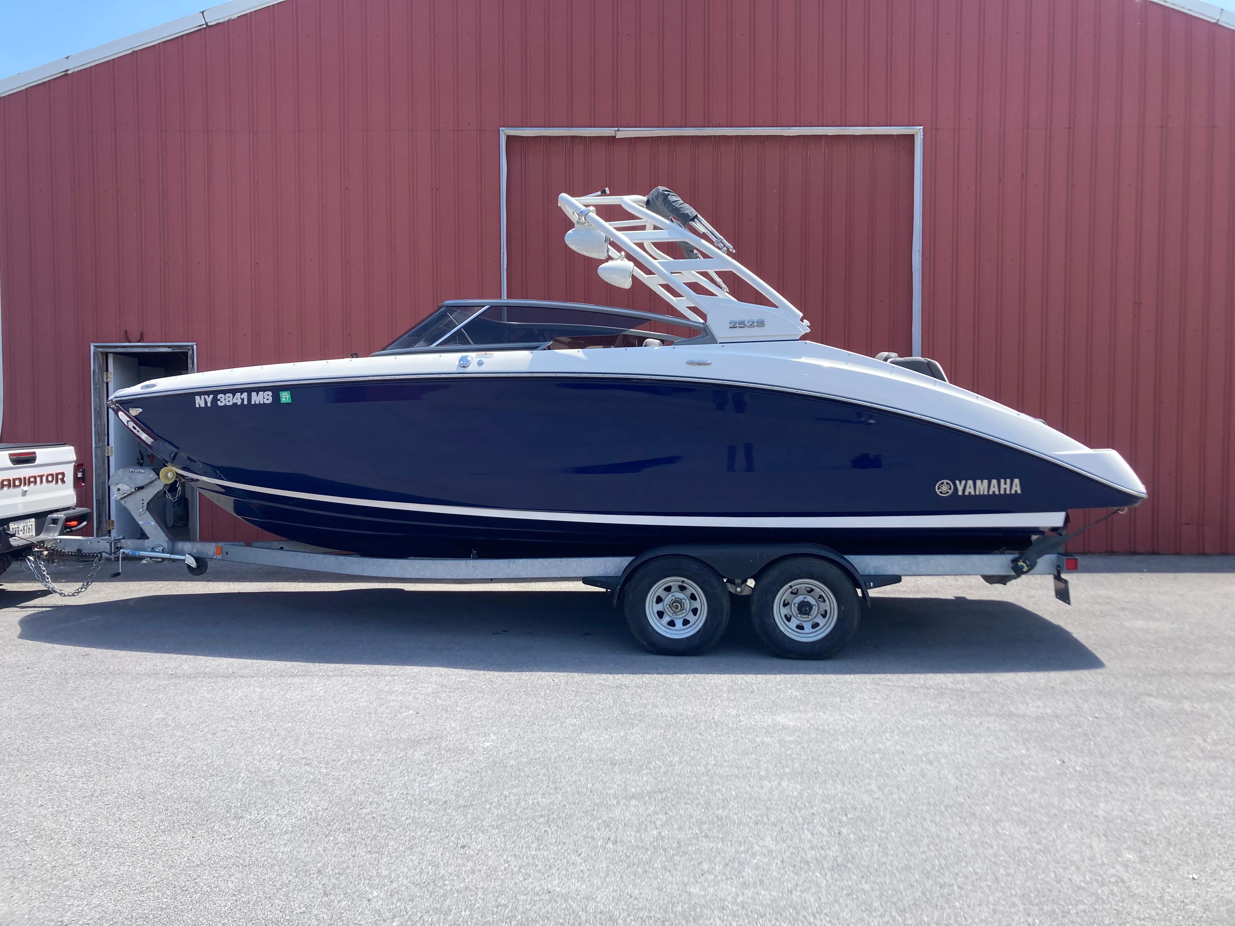 2021 Yamaha Boats 252S