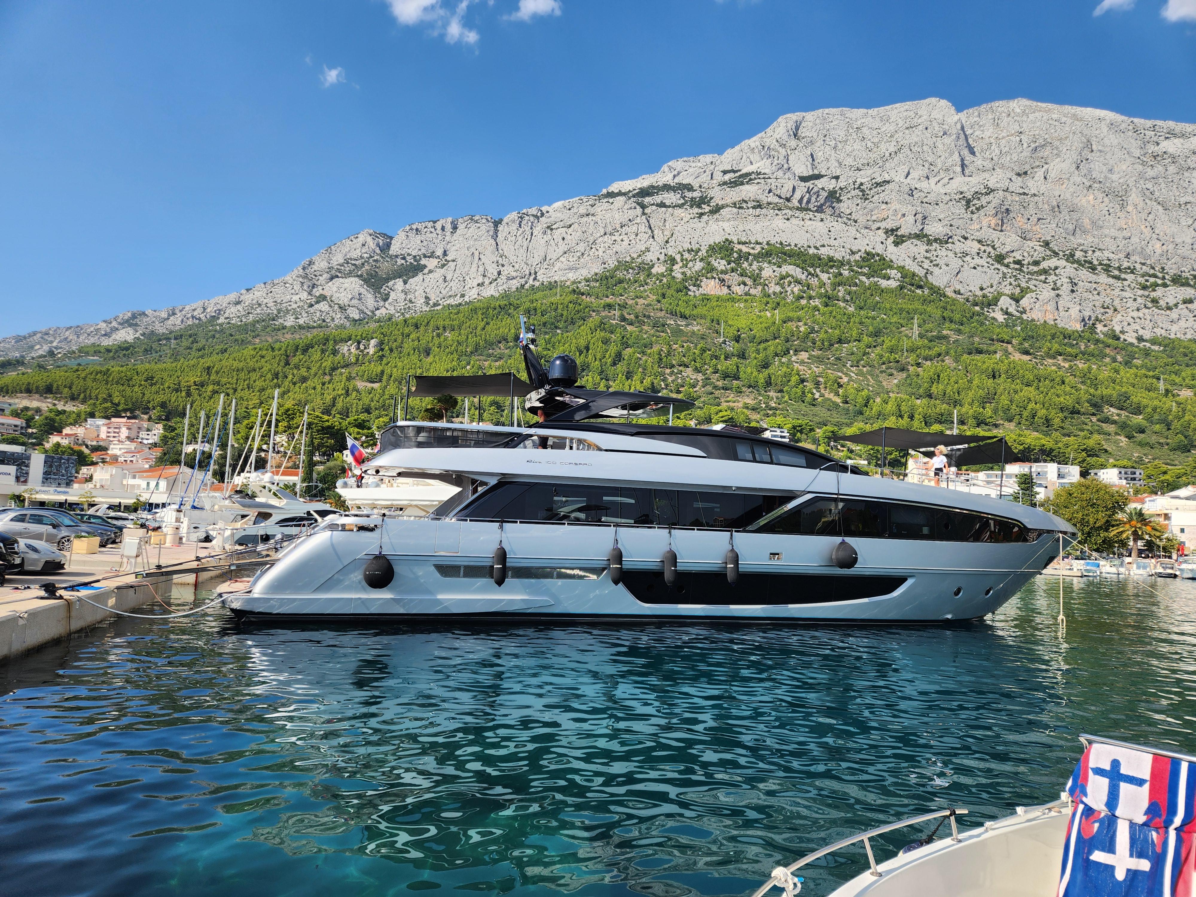 2019 Riva 100' Corsaro