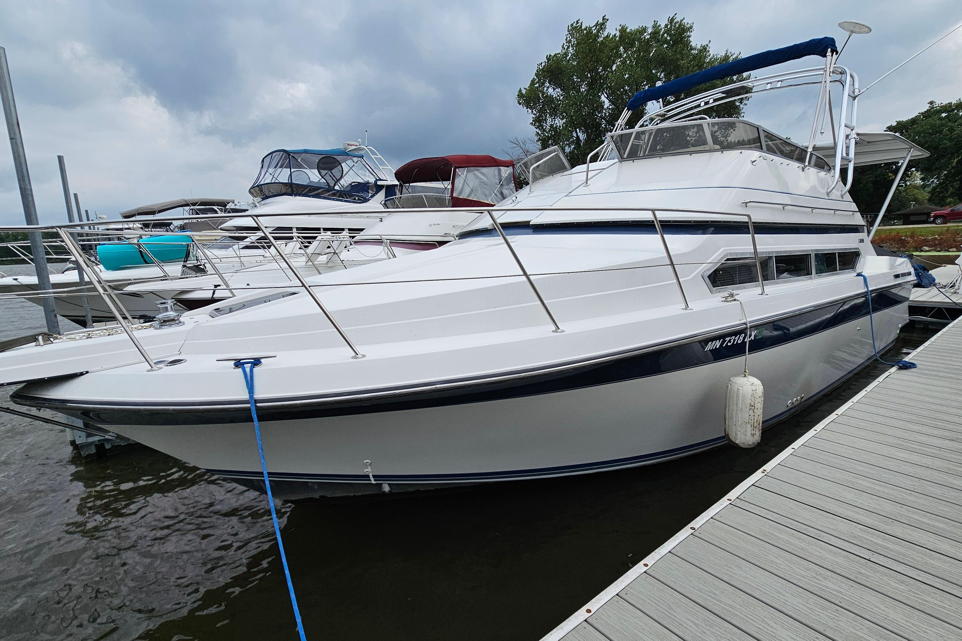 1990 Carver 3467 Santego