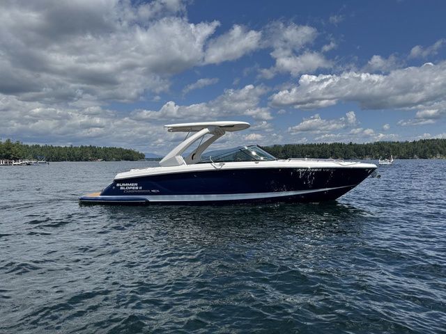 2019 Chaparral 297 SSX