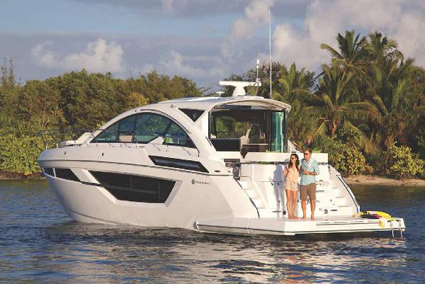 2024 Cruisers Yachts 50 Cantius