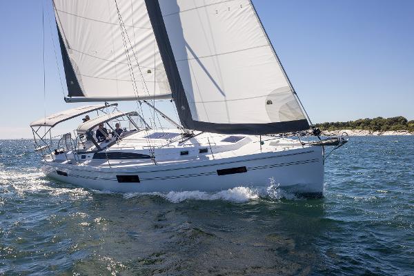 2025 Catalina 426