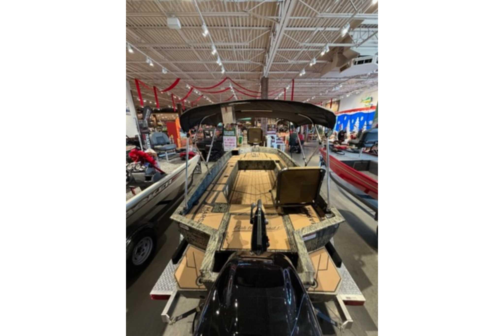 2026 Tracker Grizzly 1756 T Marsh