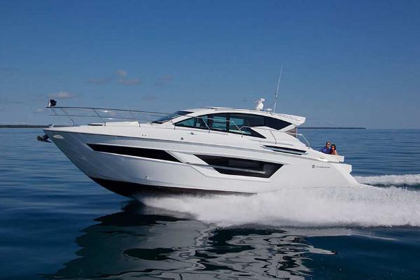2025 Cruisers Yachts 46 Cantius