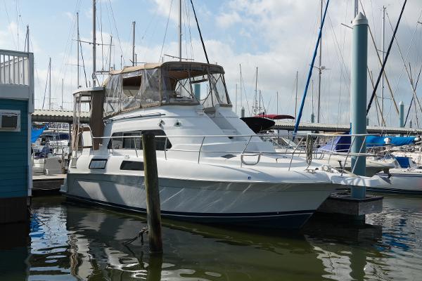 1996 Mainship 37 Motor Yacht