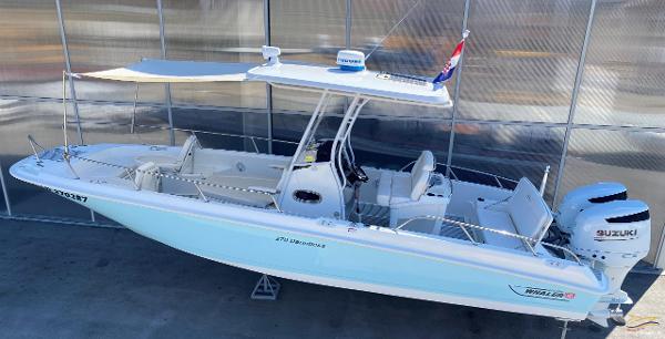 Boston Whaler 270 Dauntless