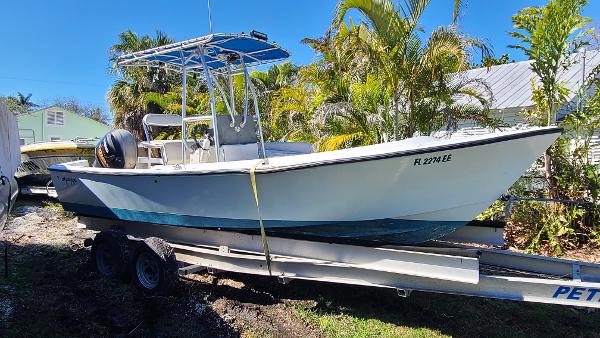 Aquasport 2100 CC, Aquasport 222 cc fishing boat, Aquasport Ospey 21' with  bow dodger boat tent cabin, Aquasport 2300 overnight on a center consol