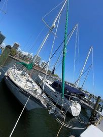 1986 Cabo Rico CB38