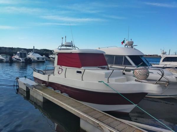 Silcar 820 Fisher Boat
