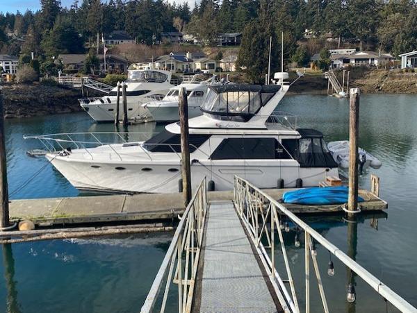 1989 Ocean Alexander 42