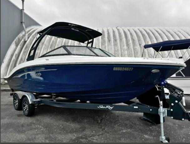 Sea Ray SPX 210