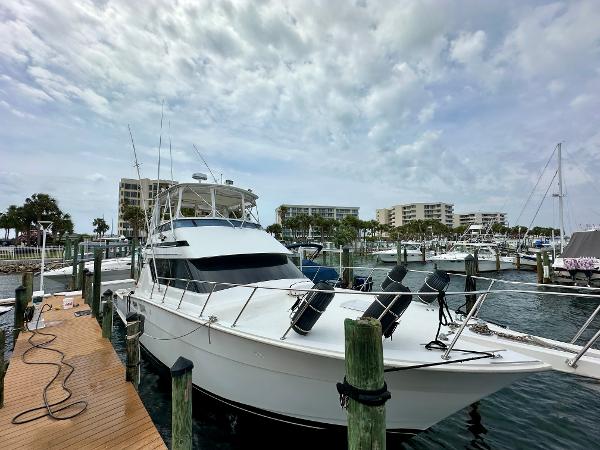 1994 Hatteras 46 Convertible