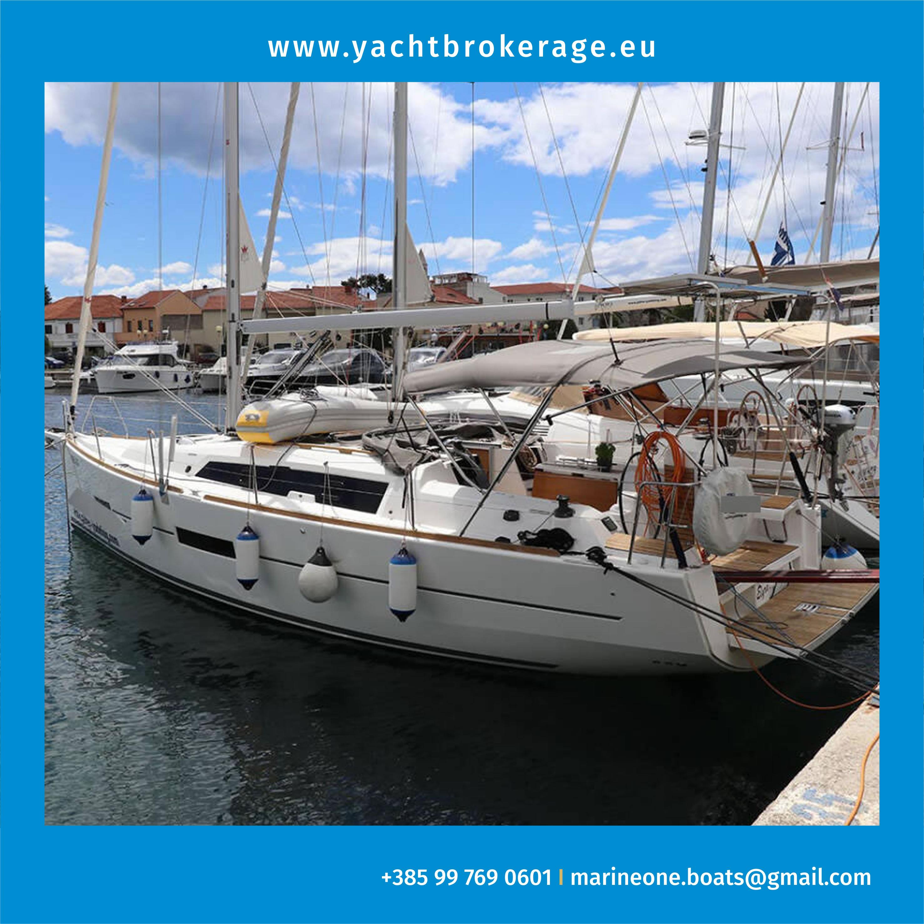 2019 Dufour 382 GL