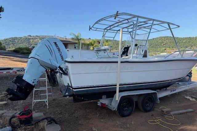 Pursuit 2555 Center Console Actual Boat