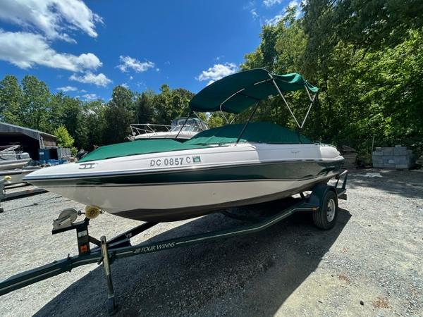 2005 Four Winns 190 Horizon LE