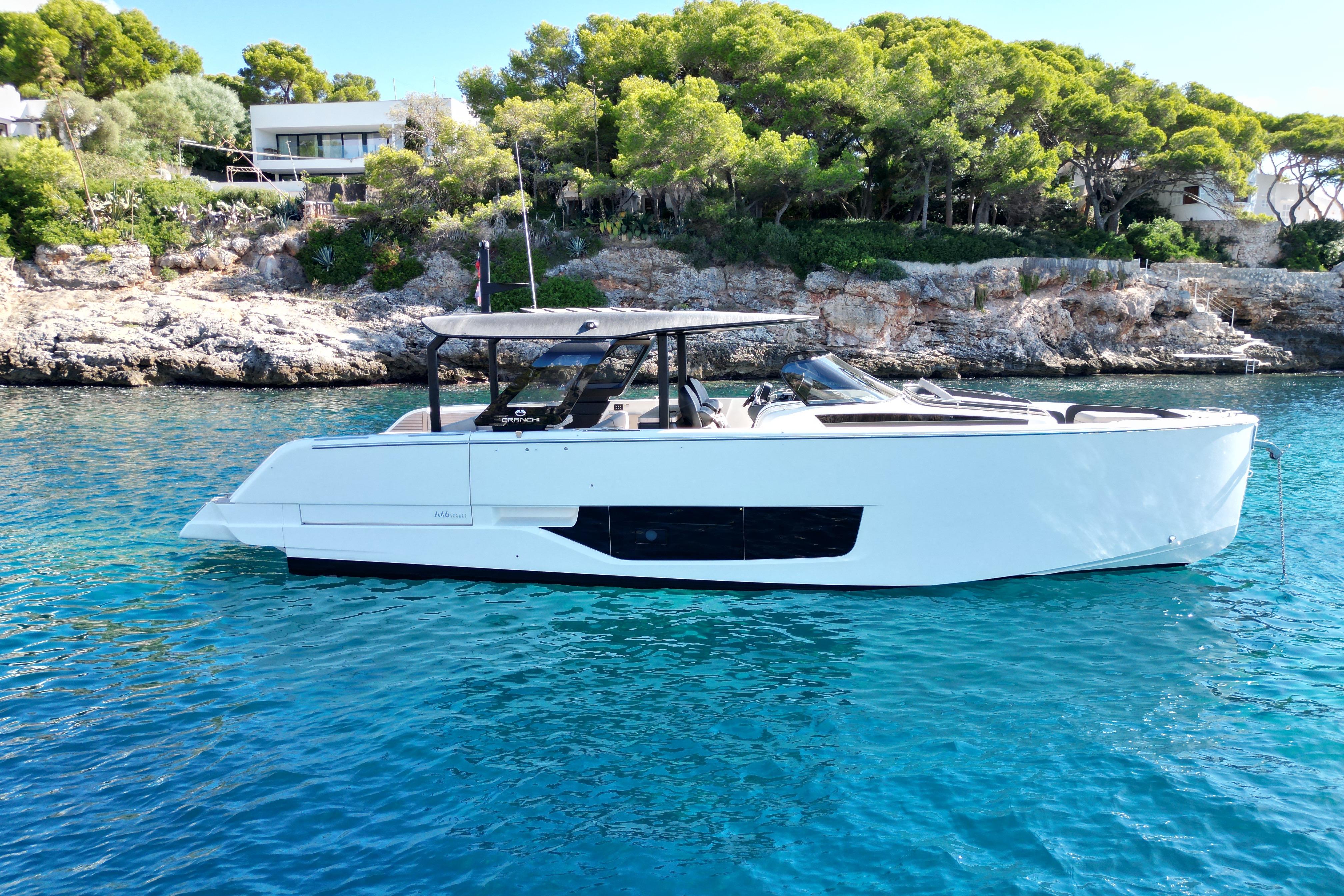 2022 Cranchi A46 Luxury Tender